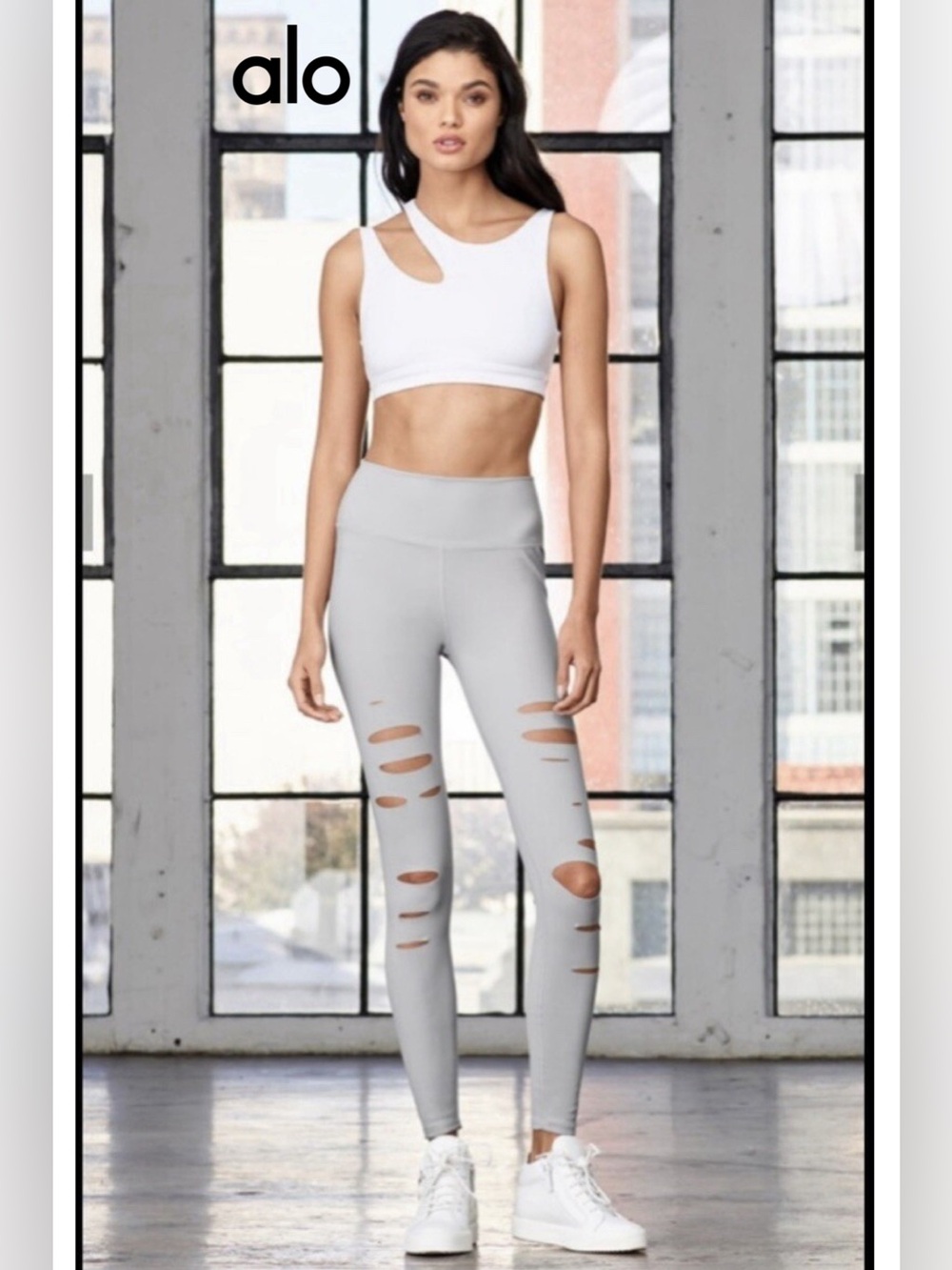 ALO Yoga Ripped Warrior Light Gray High-Rise Leggings